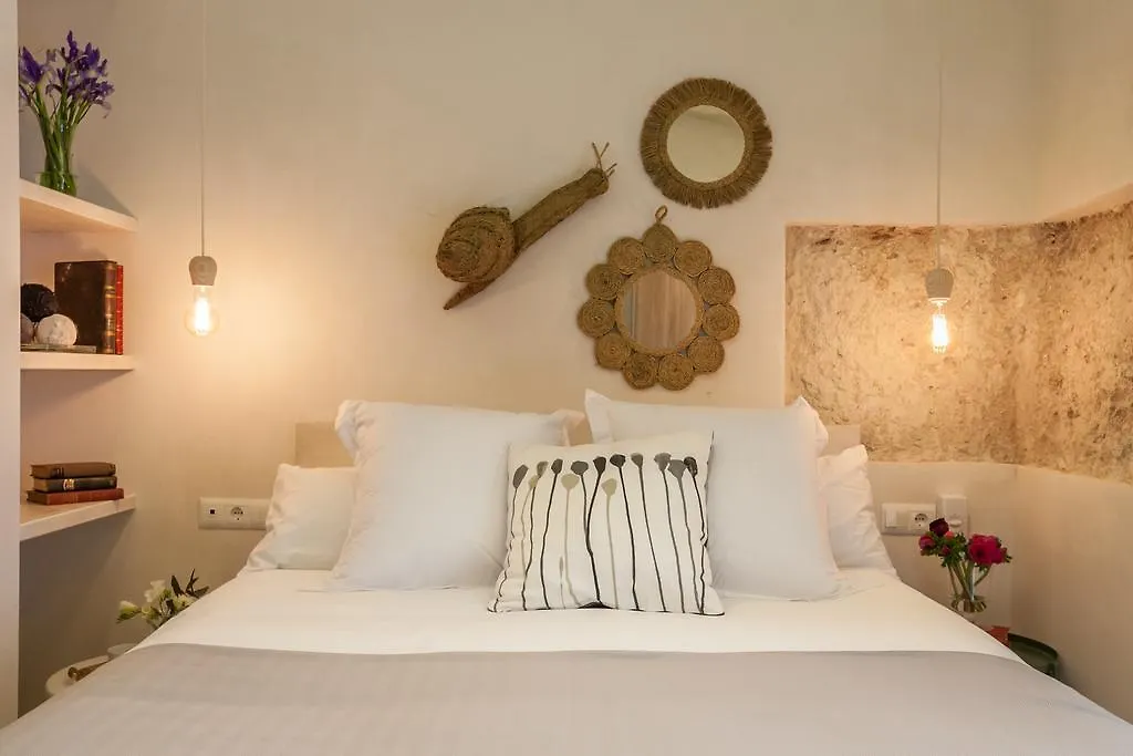 Tomas Ibarra Pool & Luxury Apartment Seville Spain